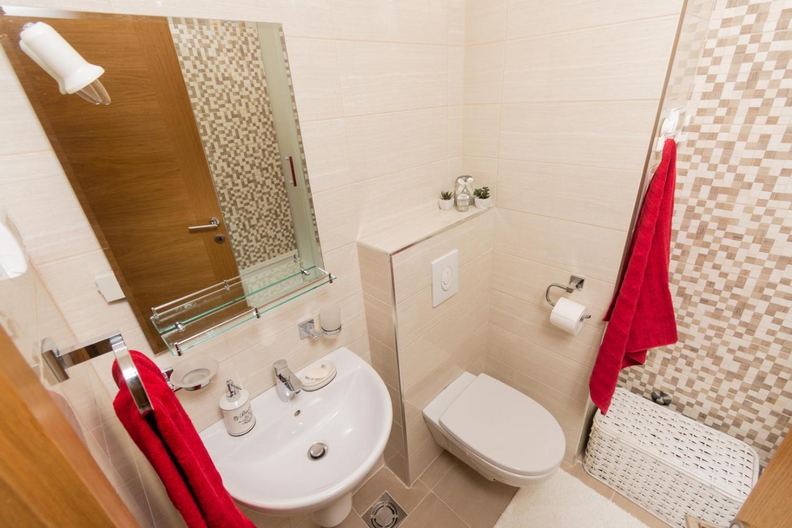 Lux City Apartment With Parking Podgorica Eksteriør billede
